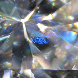 Glasgefüllter Diamant